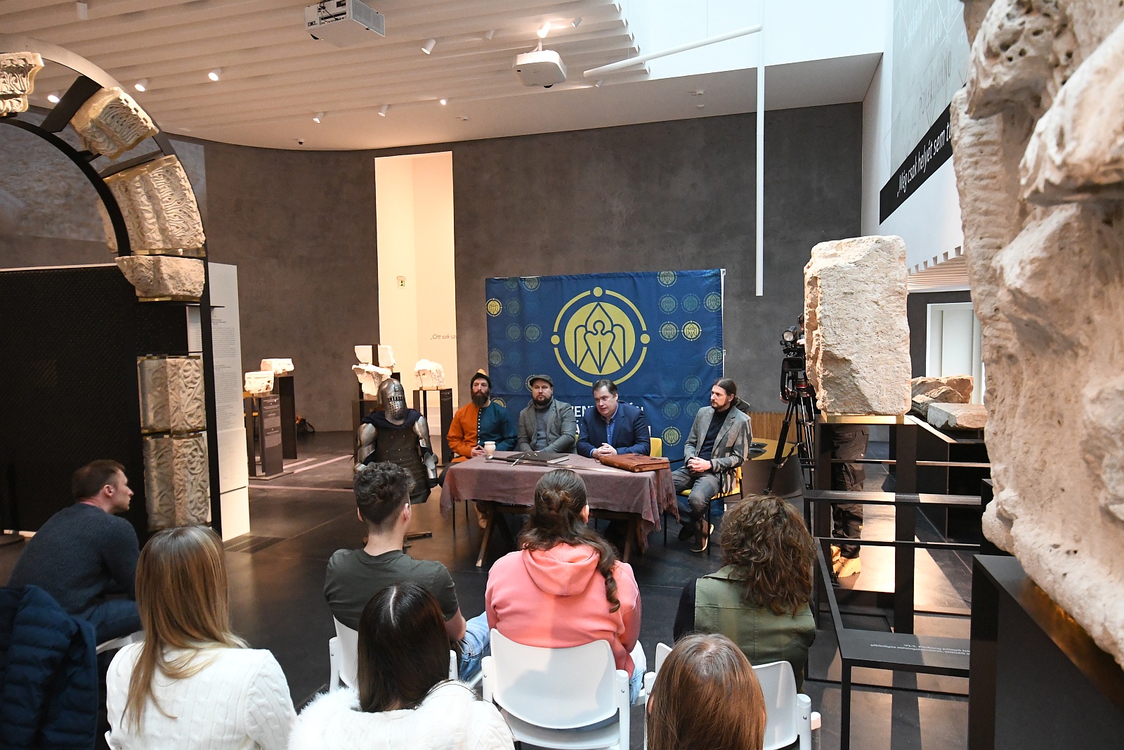 Lovagi virtus és erények - február 21-én indul a Fehérvári Lovagi Akadémia